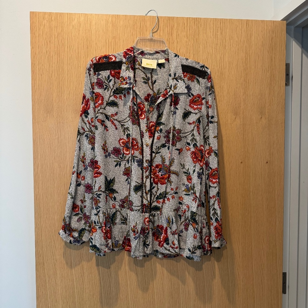Maeve (Anthropologie) patterned blouse with peplum and lace detailing. Size 12